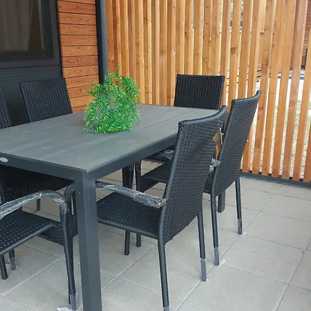 Apartment Brin Camp